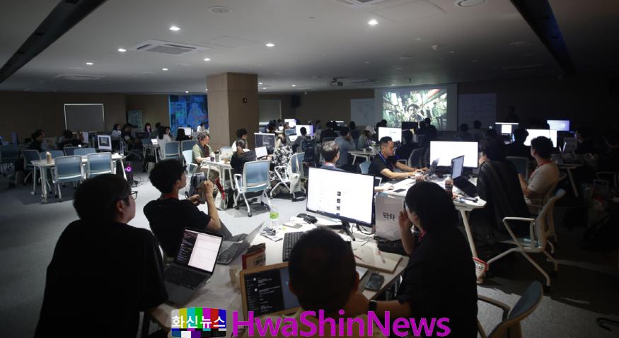 1. AI영상교육센터부천에서 AI 활용 영상 제작 강의가 이뤄지고 있다..jpg